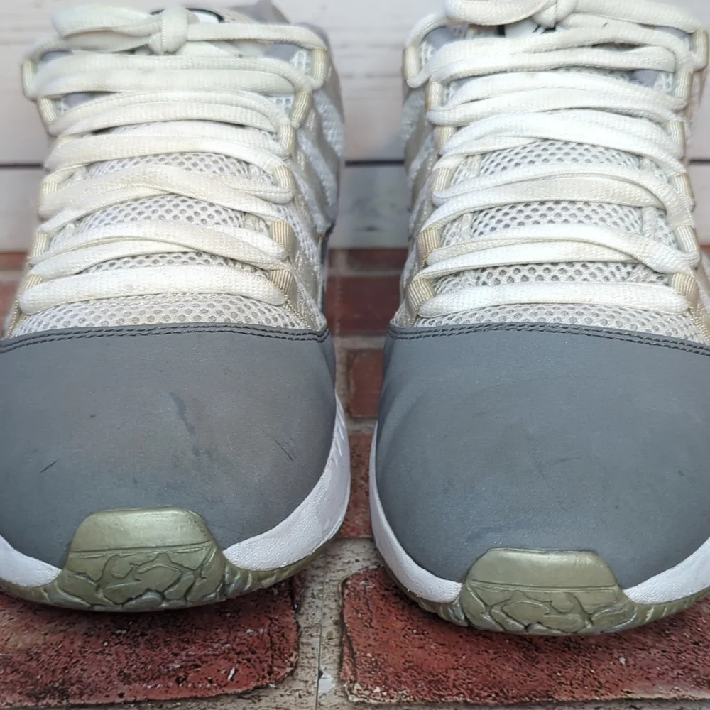 Jordan 2011 CMFT Viz Air‎ 11 Cool Grey White 444905-101 Mens Shoes Low Mesh 10.5
